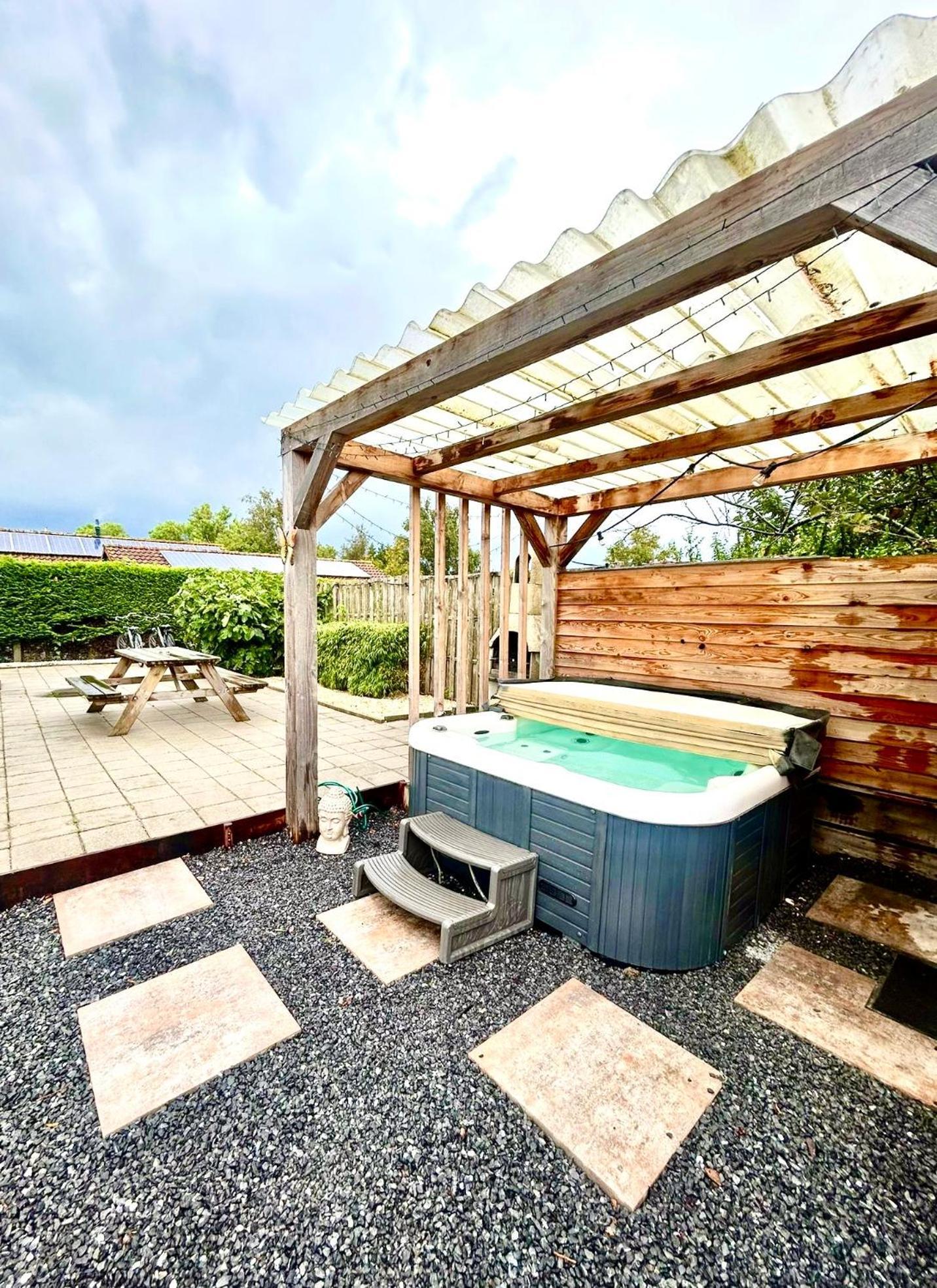 Wellness Bungalow With Jacuzzi &Sauna&Private Garden Near Amsterdam Vijfhuizen エクステリア 写真